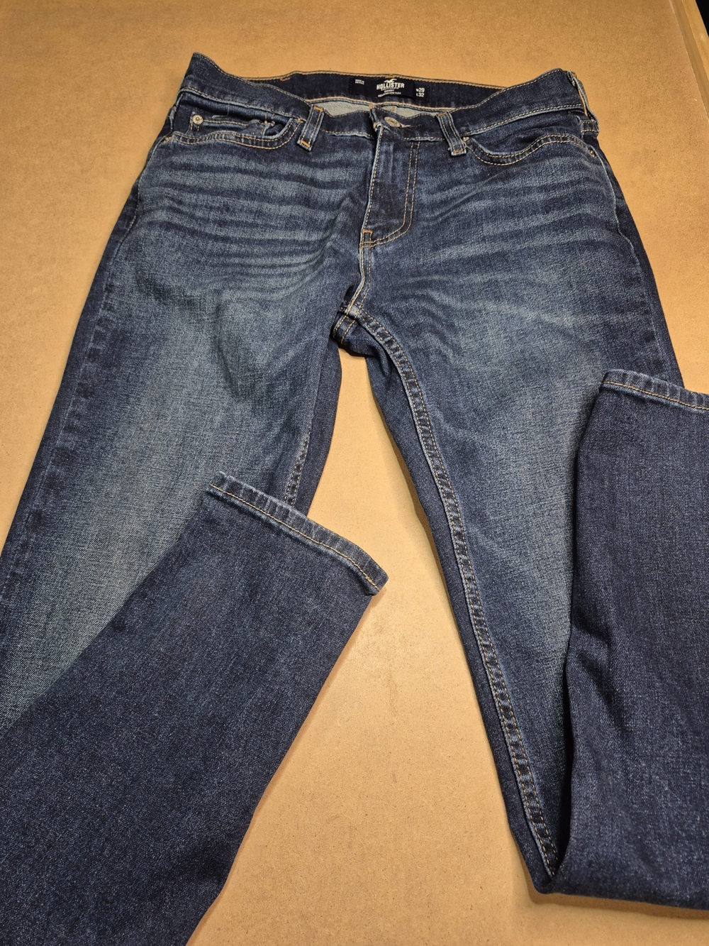 Hollister Men's Dark Blue Skinny Jeans 3975/4